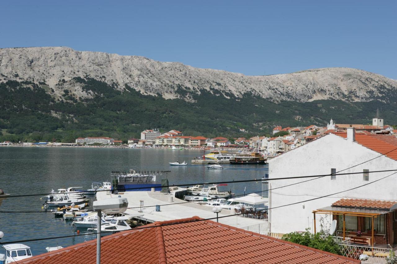 Apartment Mario With Terrace And Sea View Baska  Exterior photo